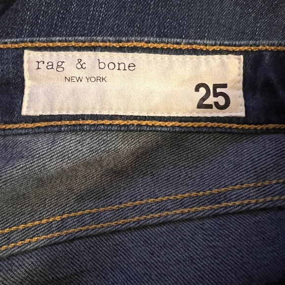 EUC Women's Rag & Bone Dre Low Rise Slim Boyfriend Jean in New Worn Size 25 - Picture 6 of 8